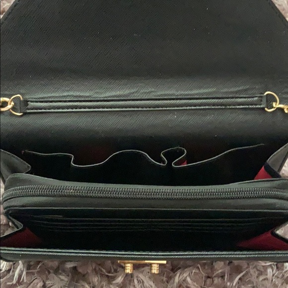 Black and Gold Crossbody Bag - Picture 3 of 5